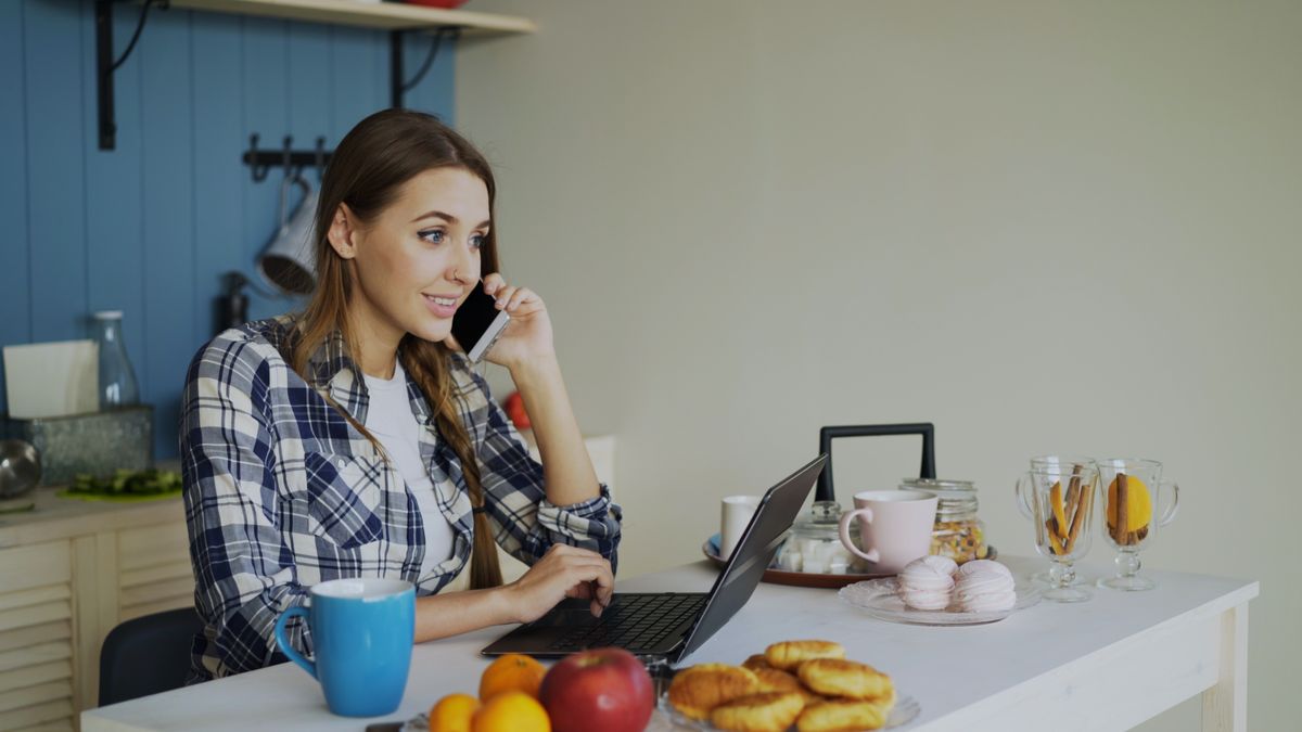 How customers choose a contractor usually starts with an online search at the kitchen table