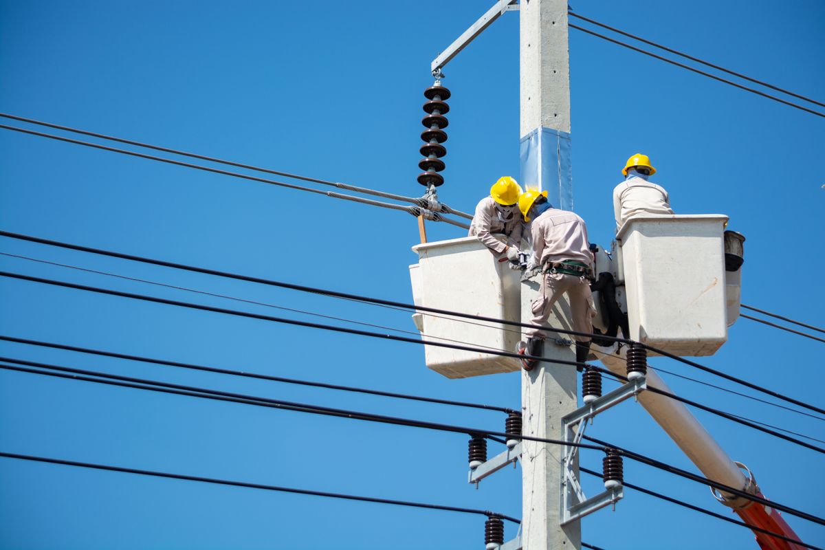 Electrical line crew, the kind of local service business AI search optimization sends new leads to